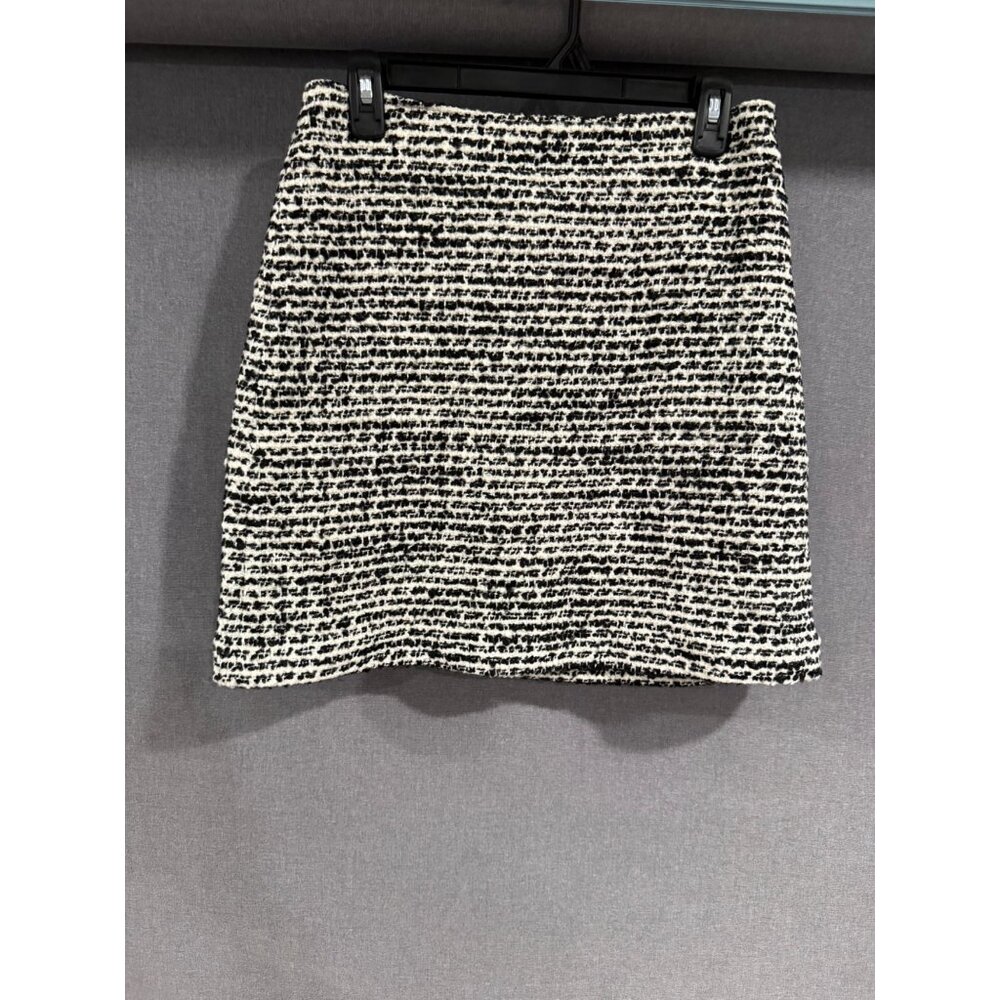 Club Monaco Womens Boucle Black/White Mini Skirt Size 4